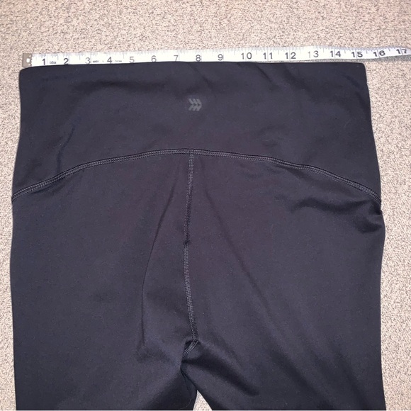 All In Motion Black Leggings - Picture 7 of 11